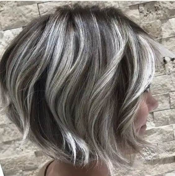 Gri Sarı Saç Trendleri ve Bakım İpuçları Modern ve Çekici Bir Stil İçin