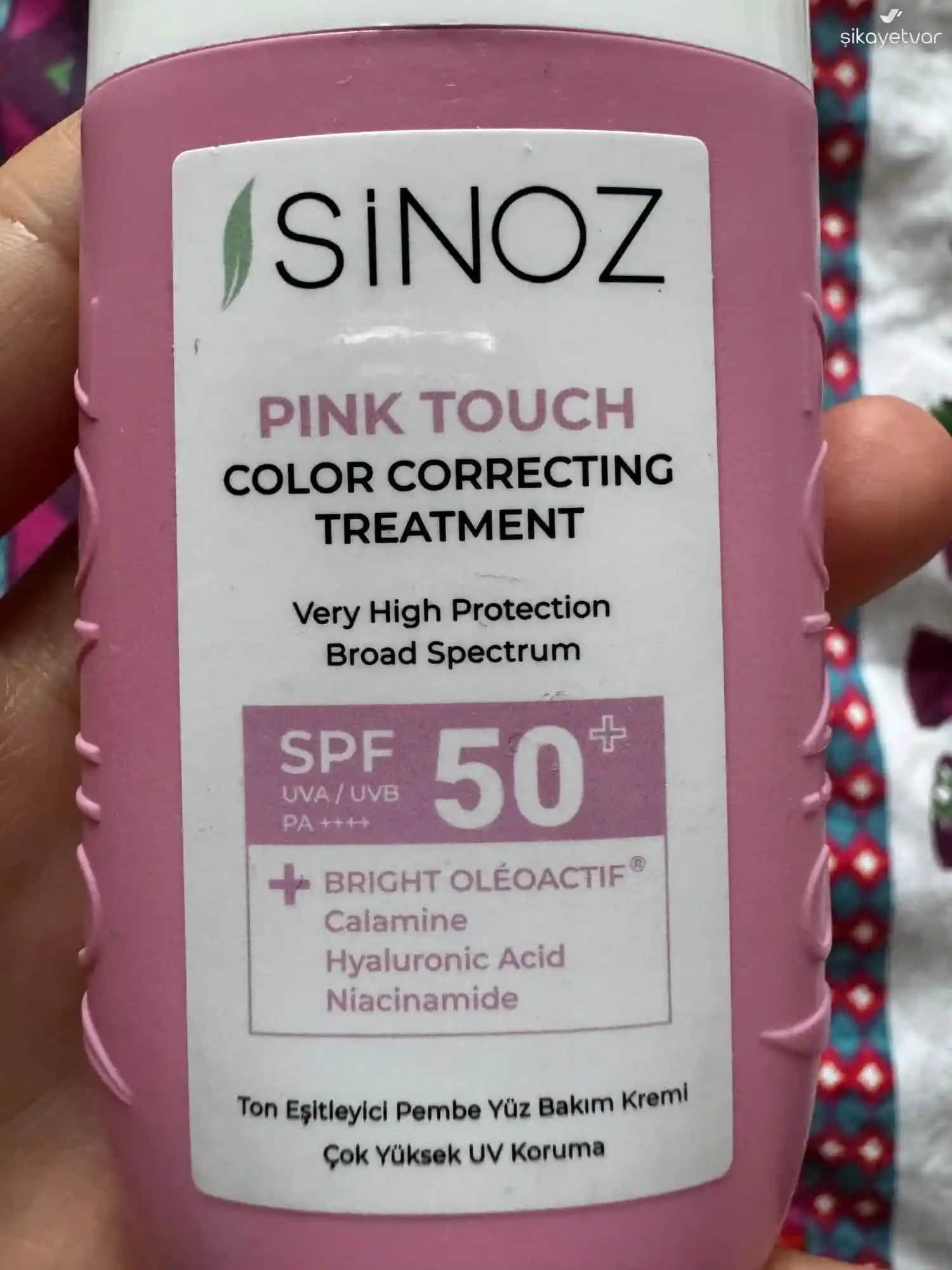 Güneş İzleri ve Çözüm Yolları: Kalıcı Lekeleri Önleme ve Tedavi Yöntemleri