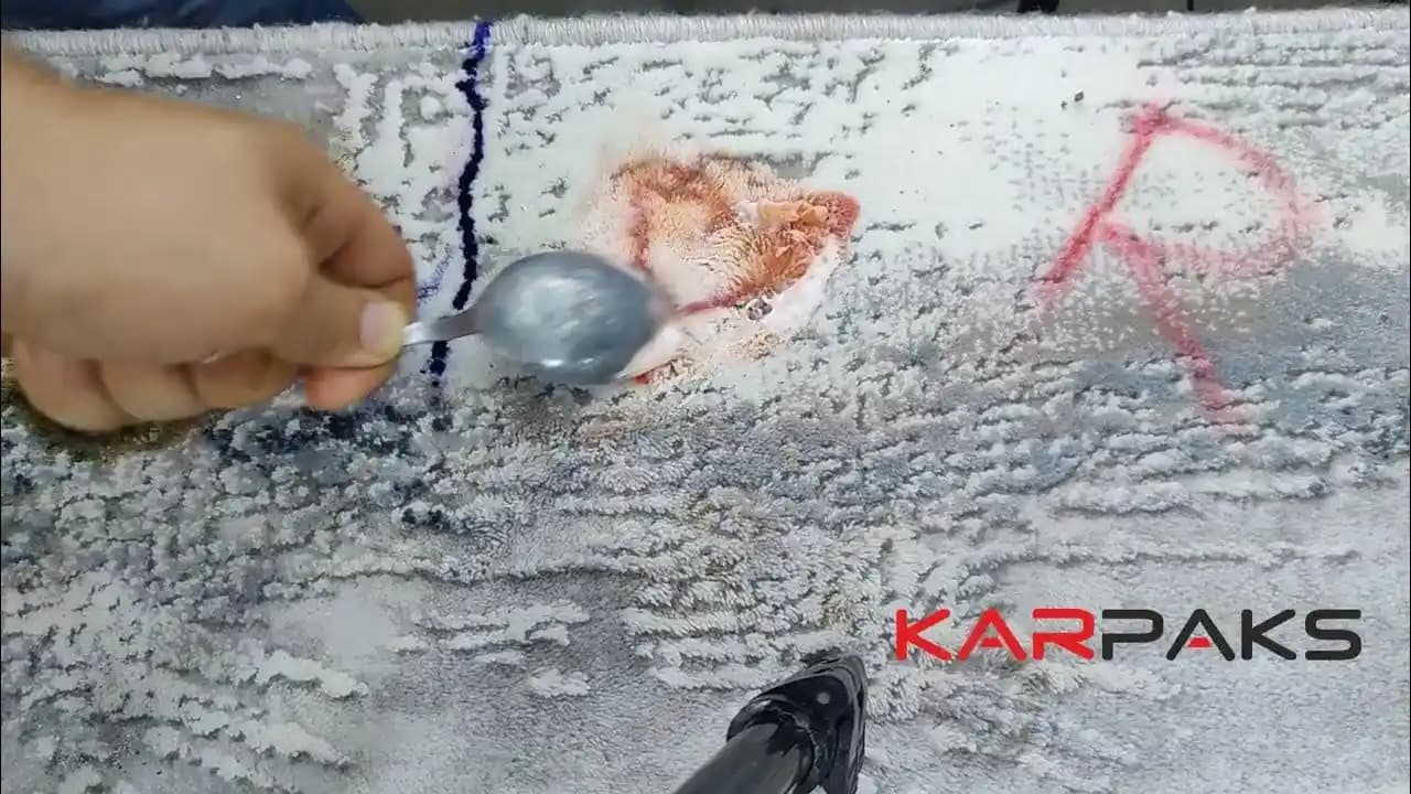 Halıdan Ruj Lekesi Nasıl Çıkarılır Detaylı Temizlik ve Bakım Rehberi