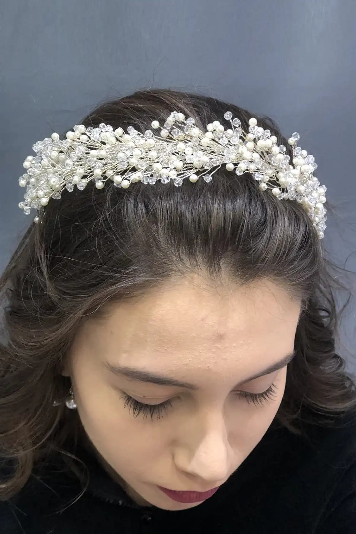 İnci Saç Aksesuarlarıyla Şıklığınızı Tamamlayın: Trendler, Kullanım ve Bakım Rehberi