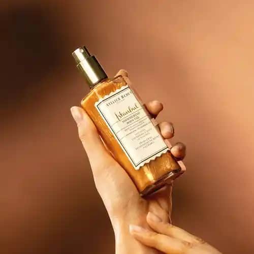 Işıltılı Vücut Yağları: Parlaklık ve Sağlık İçin Doğal ve Etkili Kullanım Rehberi