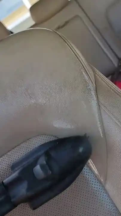 Kararan Deri Nasıl Temizlenir ve Parlaklığını Yeniden Kazanır