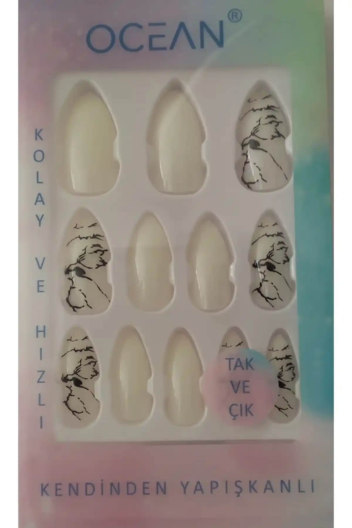 Kendinden Yapışkanlı Takma Tırnaklar: Modern ve Pratik Güzellik Çözümünüz