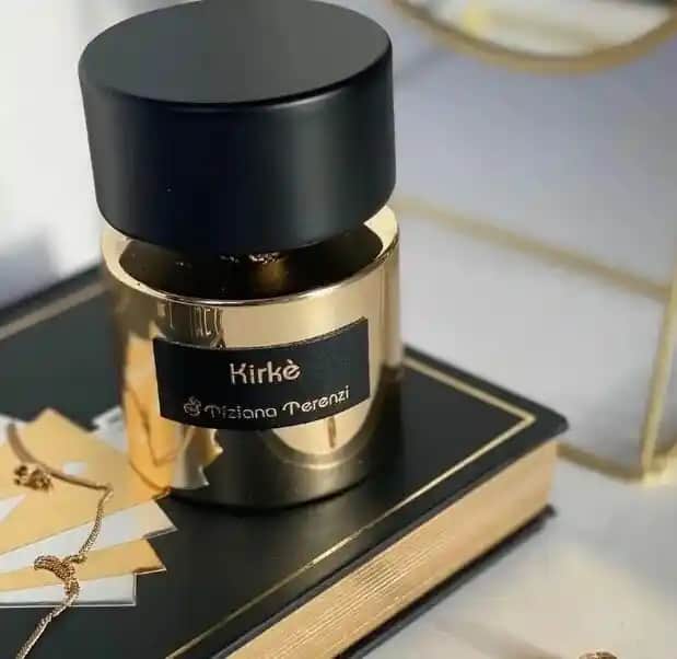 Kirke Kadın Parfümü: Kozmetik Sektöründe Yeni Trend ve Koku Seçim İpuçları