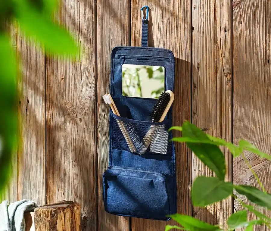 Kişisel Bakım Çantası Hazırlama Rehberi: Temel Ürünler ve Özelleştirme İpuçları