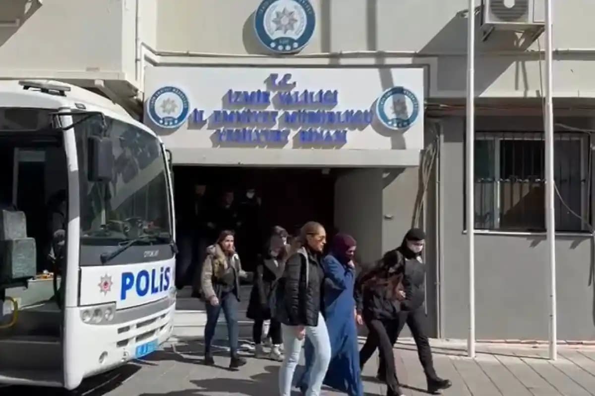 Kokusuz Aseton: Güvenli ve Konforlu Kozmetik Uygulamaları İçin Modern Çözüm