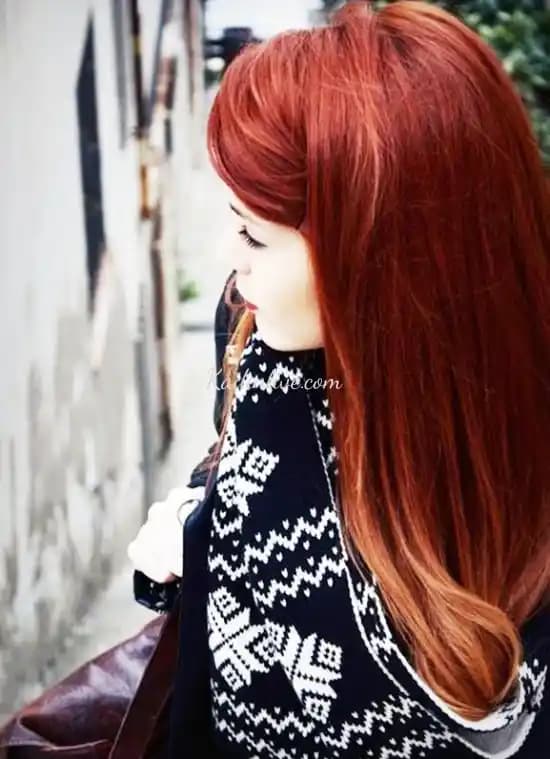 Koyu Tarçın Saç Rengi: Doğal ve Sıcak Tonlarla Şık Bir Görünüm Yaratma Rehberi