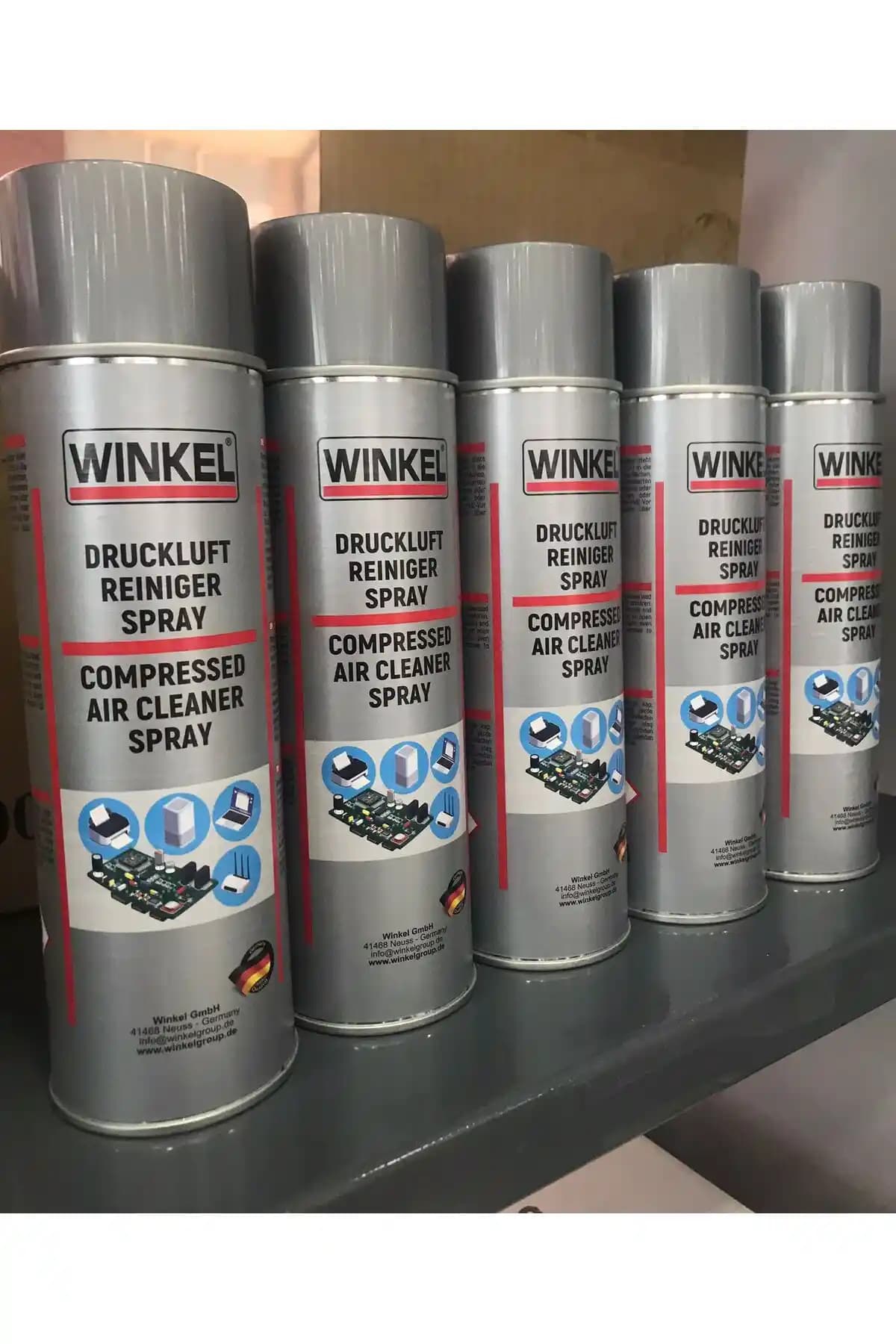 Kozmetik Dünyasında Toz Alma Spreyi: Çok Yönlü Kullanım ve Avantajlar