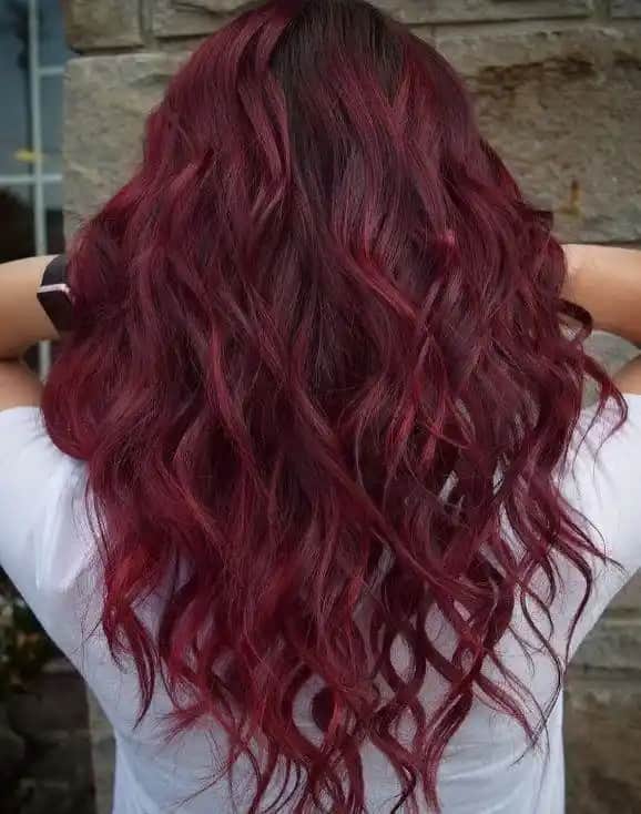 Kozmetikte Kızıl Rengin Önemi ve Trendleri Güncel Trendler ve Kızıl Renk Seçenekleri