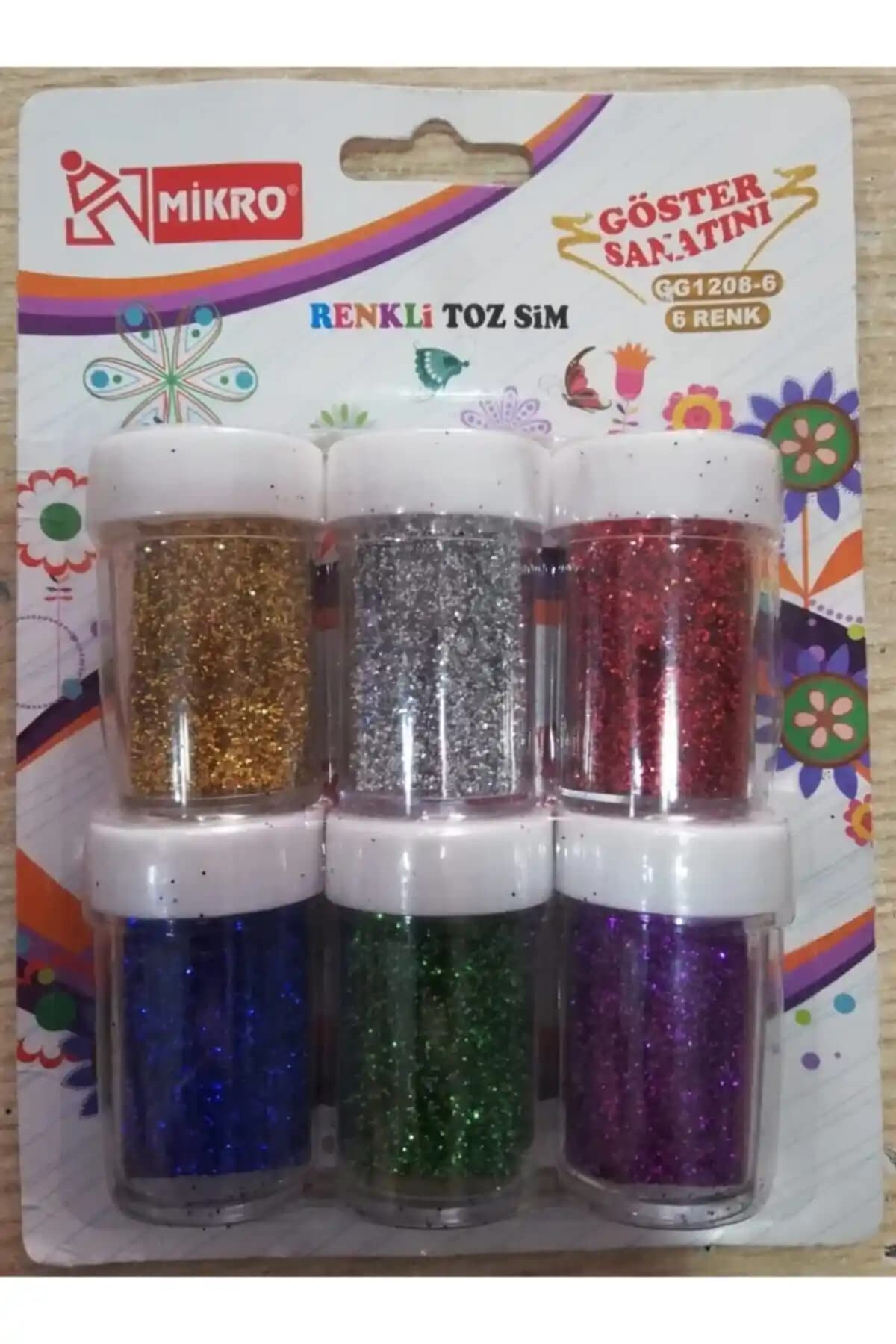 Kozmetikte Toz Simler: Parlaklık ve Yaratıcılığın Modern Kullanımı ve Trendleri