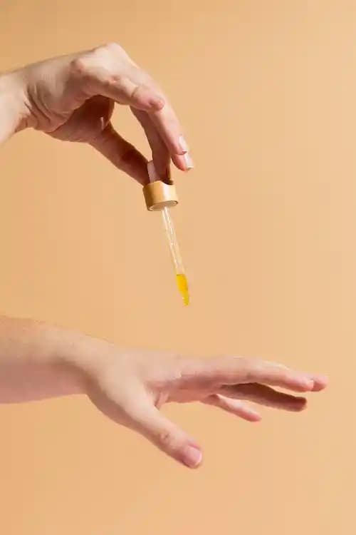 Kuru Ciltler İçin En Uygun Serum Seçimi ve Bakım Rehberi