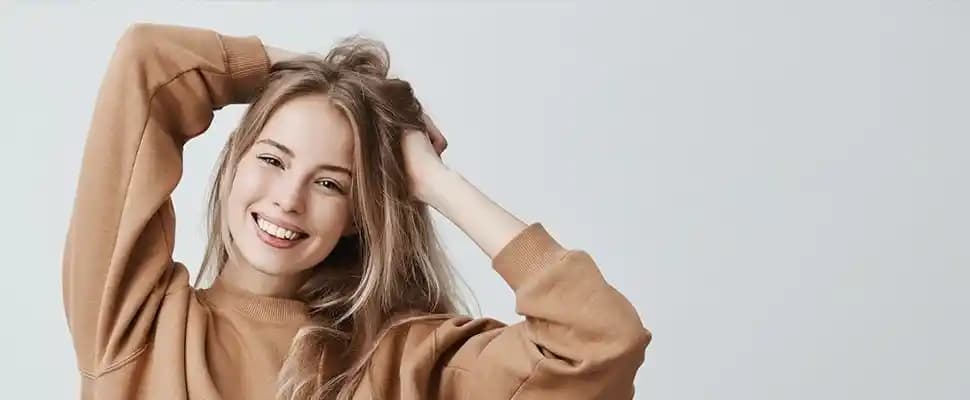 Kuru Saç Derisini Nemlendirme Yöntemleri ve Doğal Bakım İpuçları