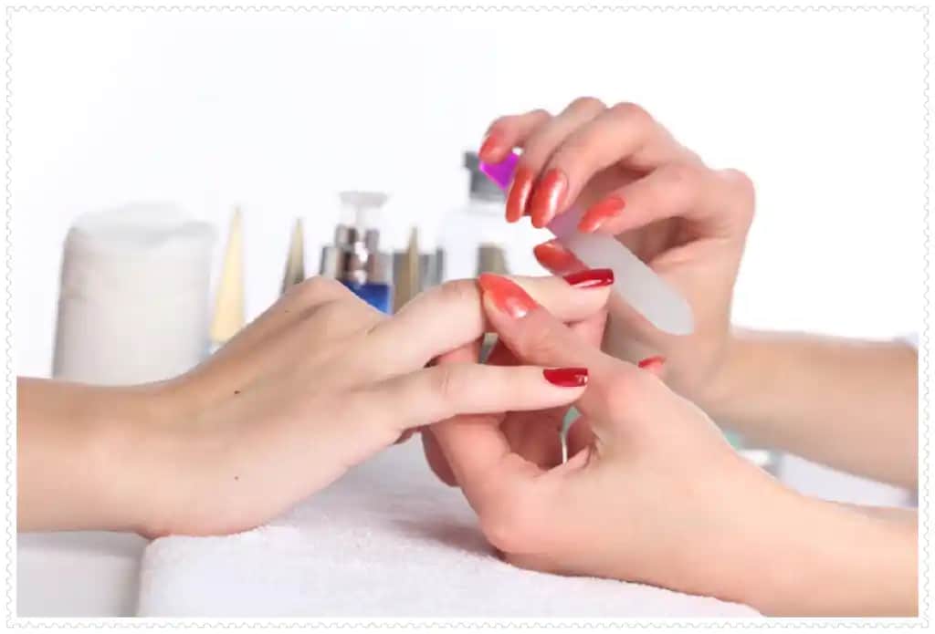Manikür ve Pedikür Arasındaki Farklar ve Sağlık İçin Önemi
