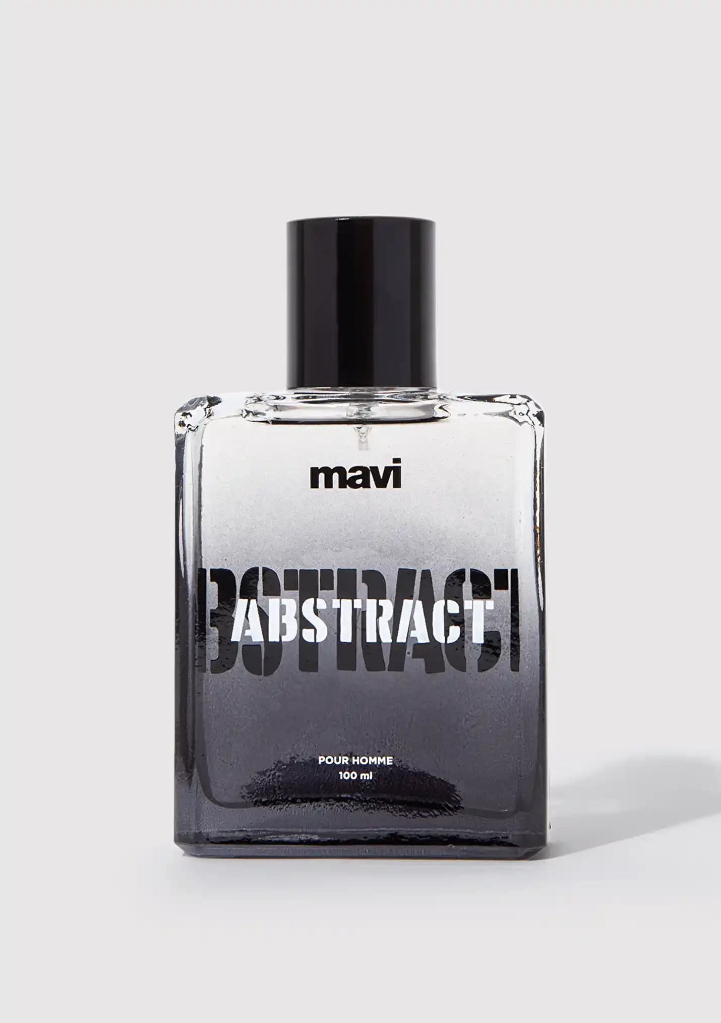 Mavi Parfüm: Modern Tarz ve Zarafetin Sembolü ve Kullanım İpuçları