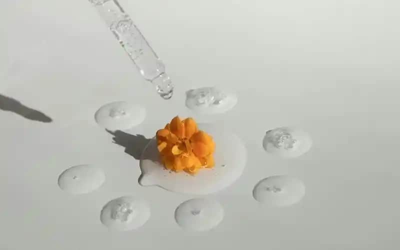 Niacinamide Kullanırken Dikkat Edilmesi Gereken Maddeler ve Güvenli Kullanım İpuçları