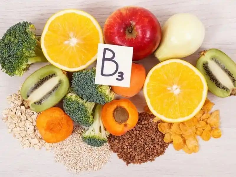 Niacinamide Nelerde Bulunur ve Cilt Sağlığına Faydaları Nelerdir