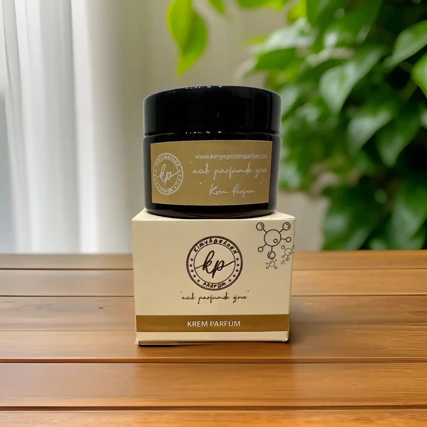 Parfüm Gibi Koklayan Kremler: Seçim ve Kullanım İpuçlarıyla Gün Boyu Ferahlık