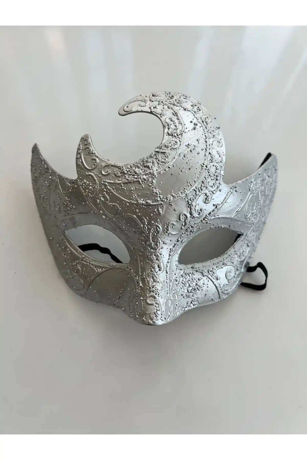 Parti Maskeleri: Eğlence ve Yaratıcılığın Simgesi ve Seçim İpuçları