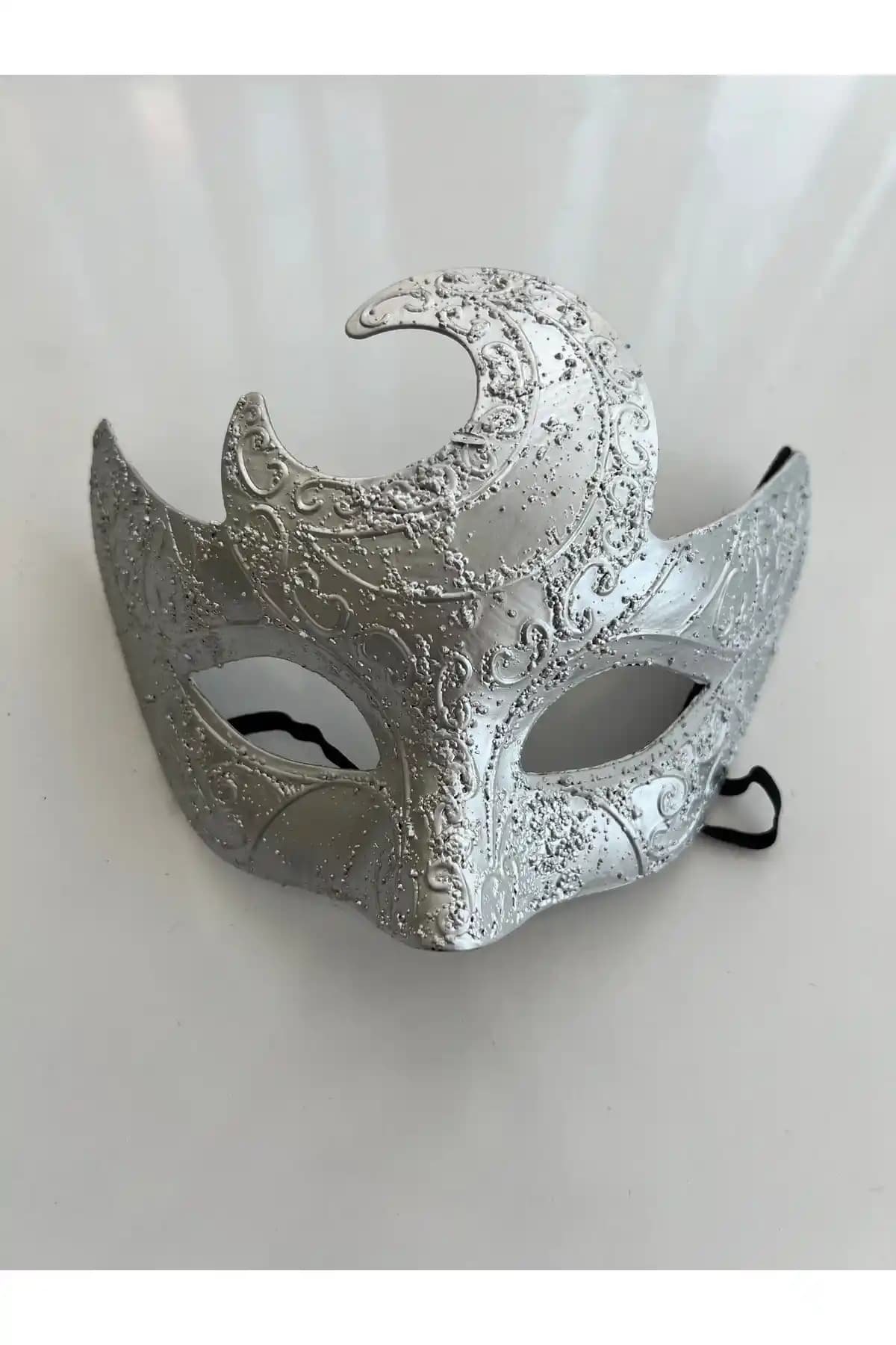 Parti Maskeleri: Eğlence ve Yaratıcılığın Simgesi ve Seçim İpuçları