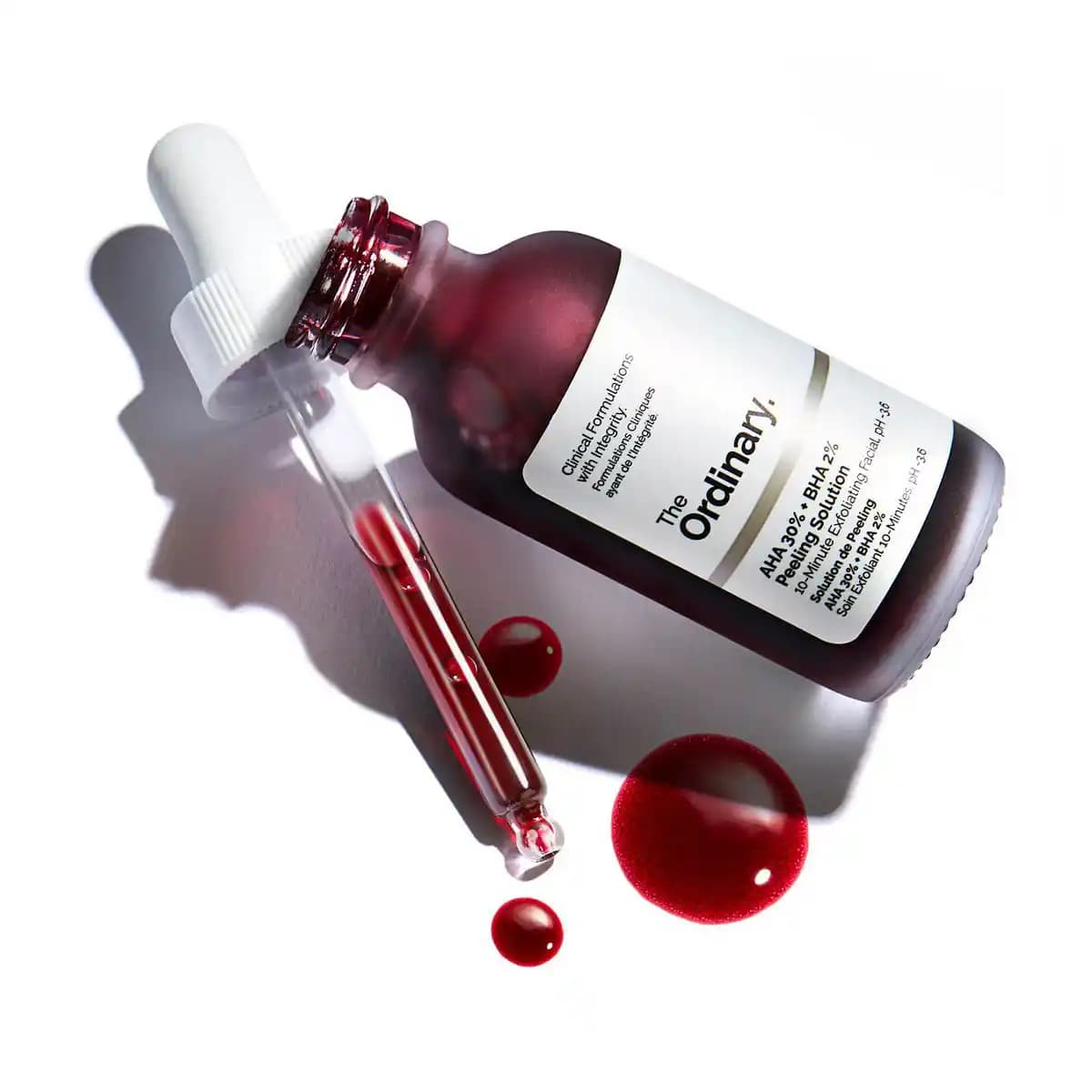 Peeling Çözümü: Cilt Yenileme ve Güzellikte Devrim Yaratan Modern Bir Yaklaşım