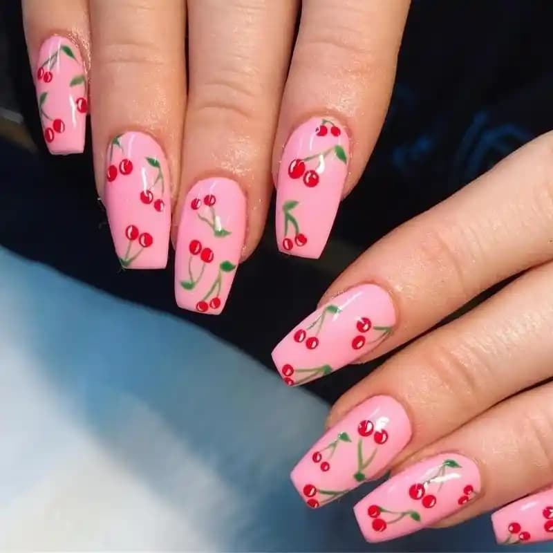 Pembe Nail Art Trendleri ve Teknikleriyle Güzelliğinizi Yansıtın
