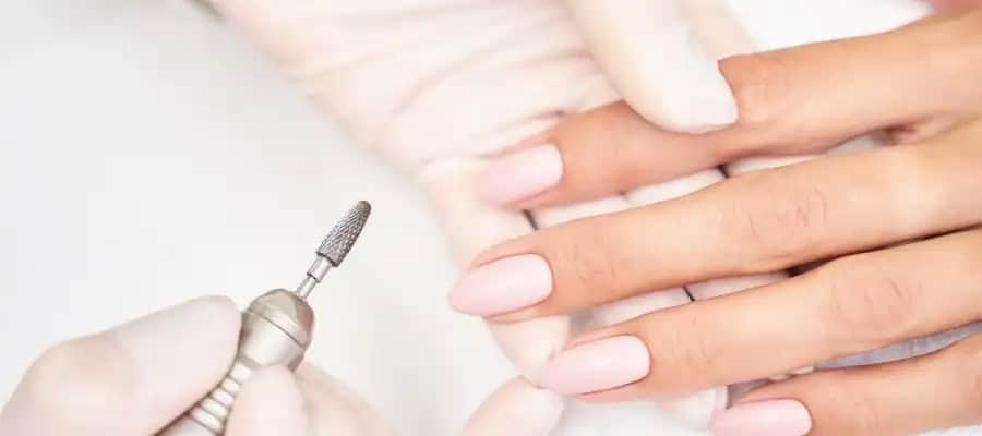 Protez Tırnak İçin Gerekli Malzemeler ve Uygulama İpuçları Rehberi