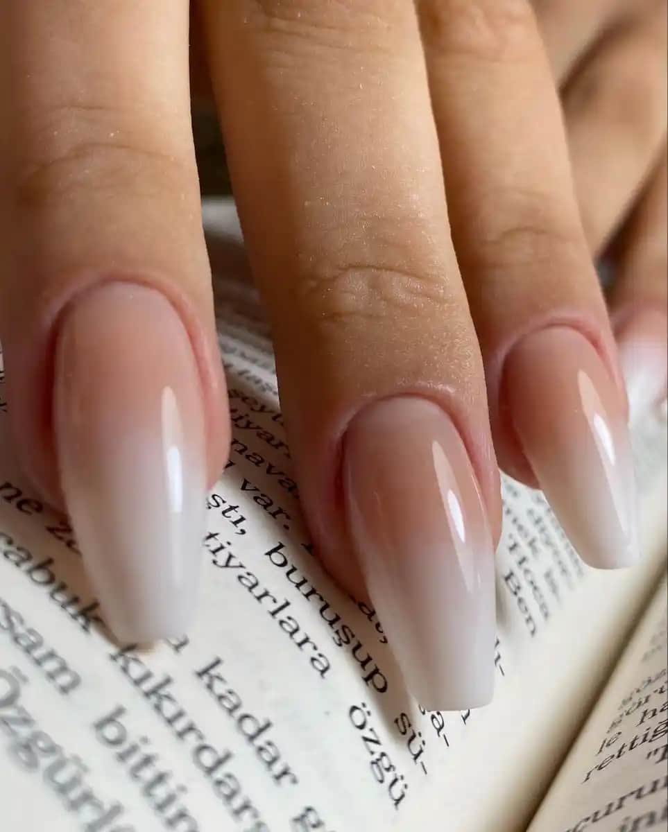 Protez Tırnaklar 2025 Trendleri ve Güncel Uygulama İpuçları