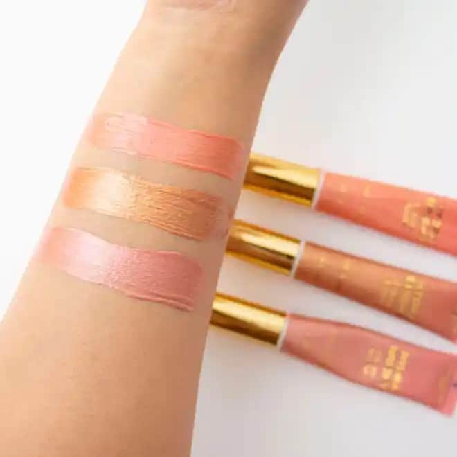 Revolution Pro Hydra Bright Cream Blush: Doğal ve Parlak Görünüm İçin En İyi Krem Allık Seçeneği