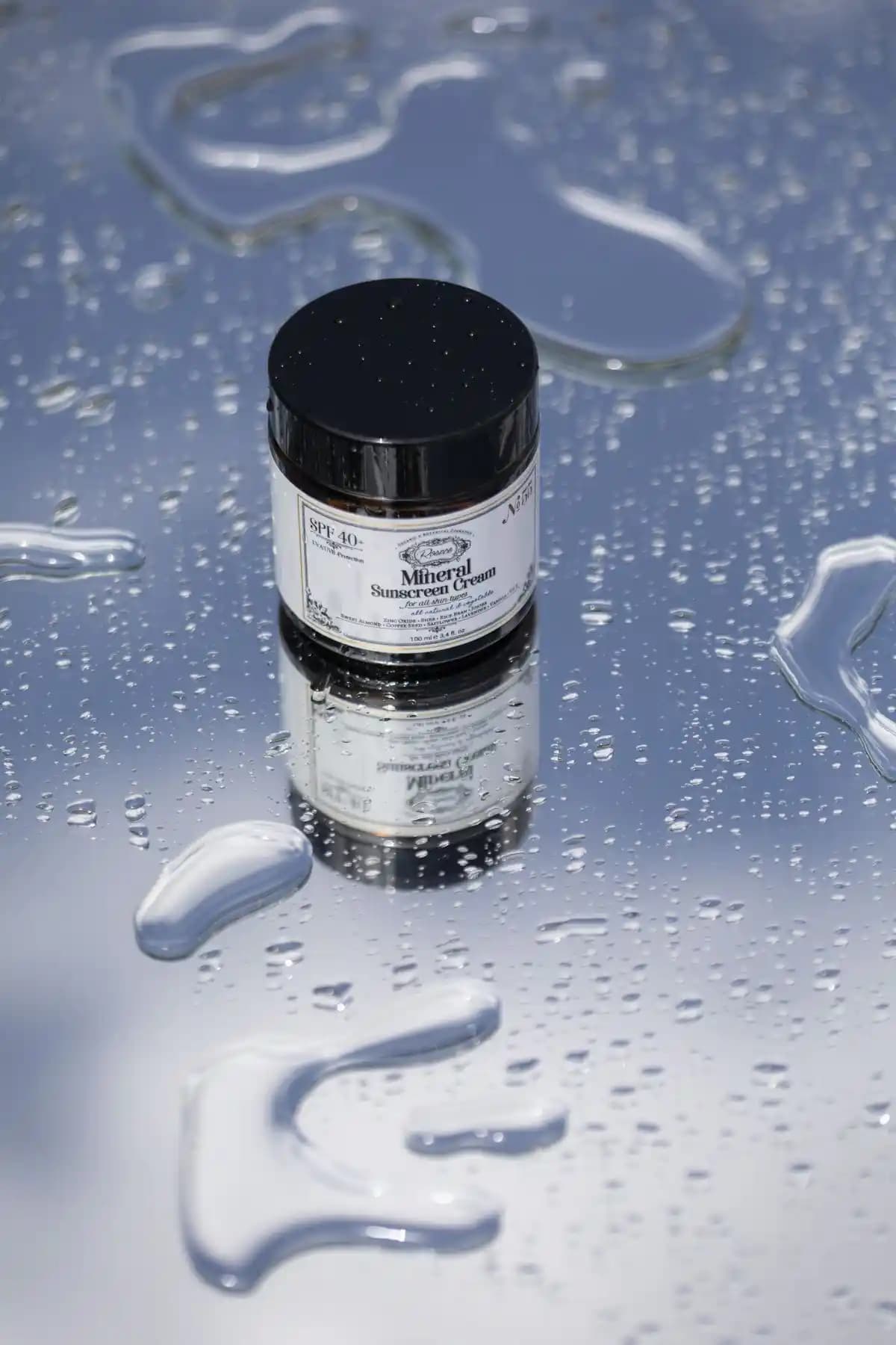 Rosece Güneş Kremi: Yaz Aylarında Güvenilir ve Doğal Güneş Koruyucu Seçeneği