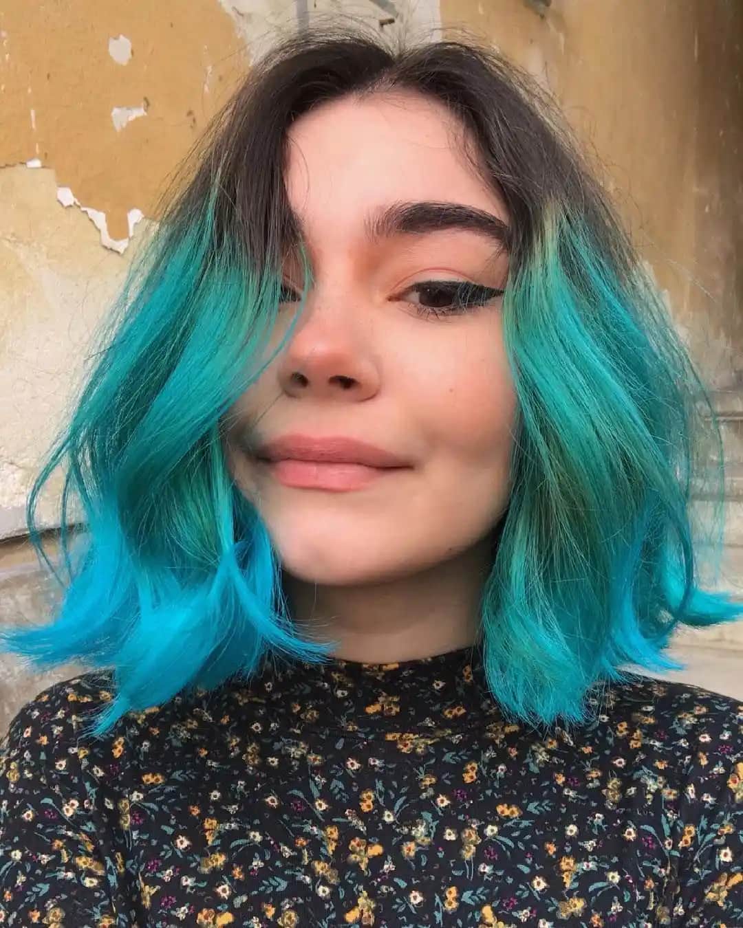 Saç Boyama Stilleri ve Trendleri: Güzelliğinize Renk Katmanın En Güzel Yolları