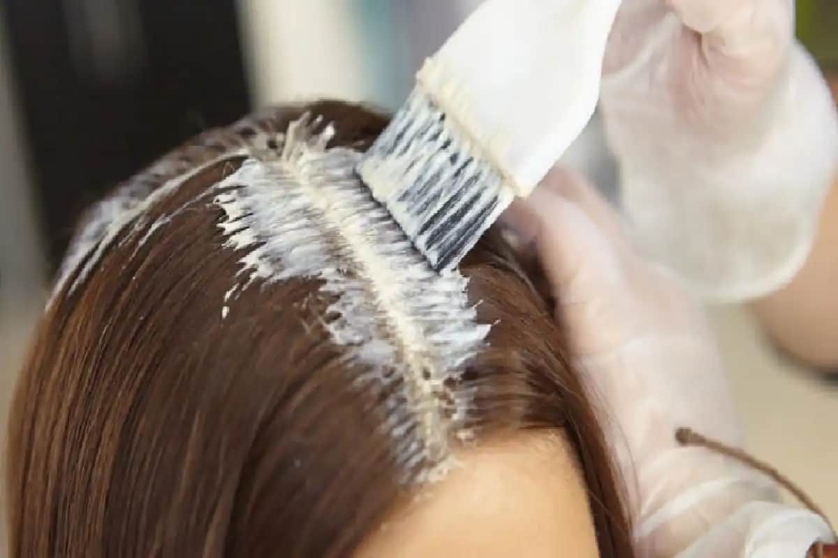 Saç Boyası Su Geçirir mi? Kalıcılık ve Bakım İpuçlarıyla Doğru Kullanım