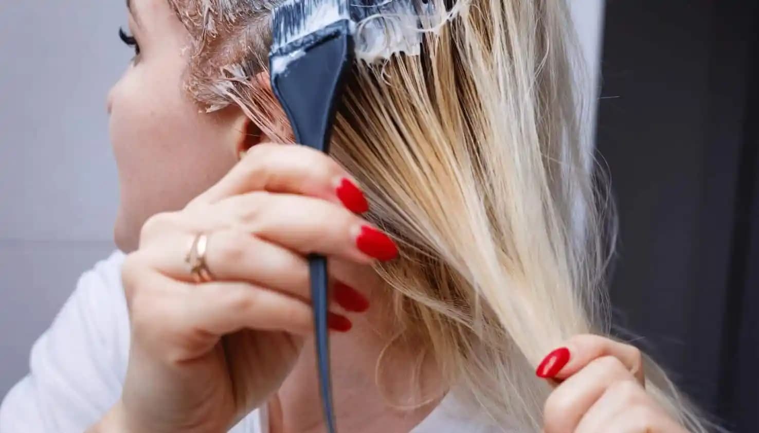 Saç Boyasına Saç Kremi Katılır mı? Saç Bakımında Yeni Yaklaşımlar ve Uygulama İpuçları