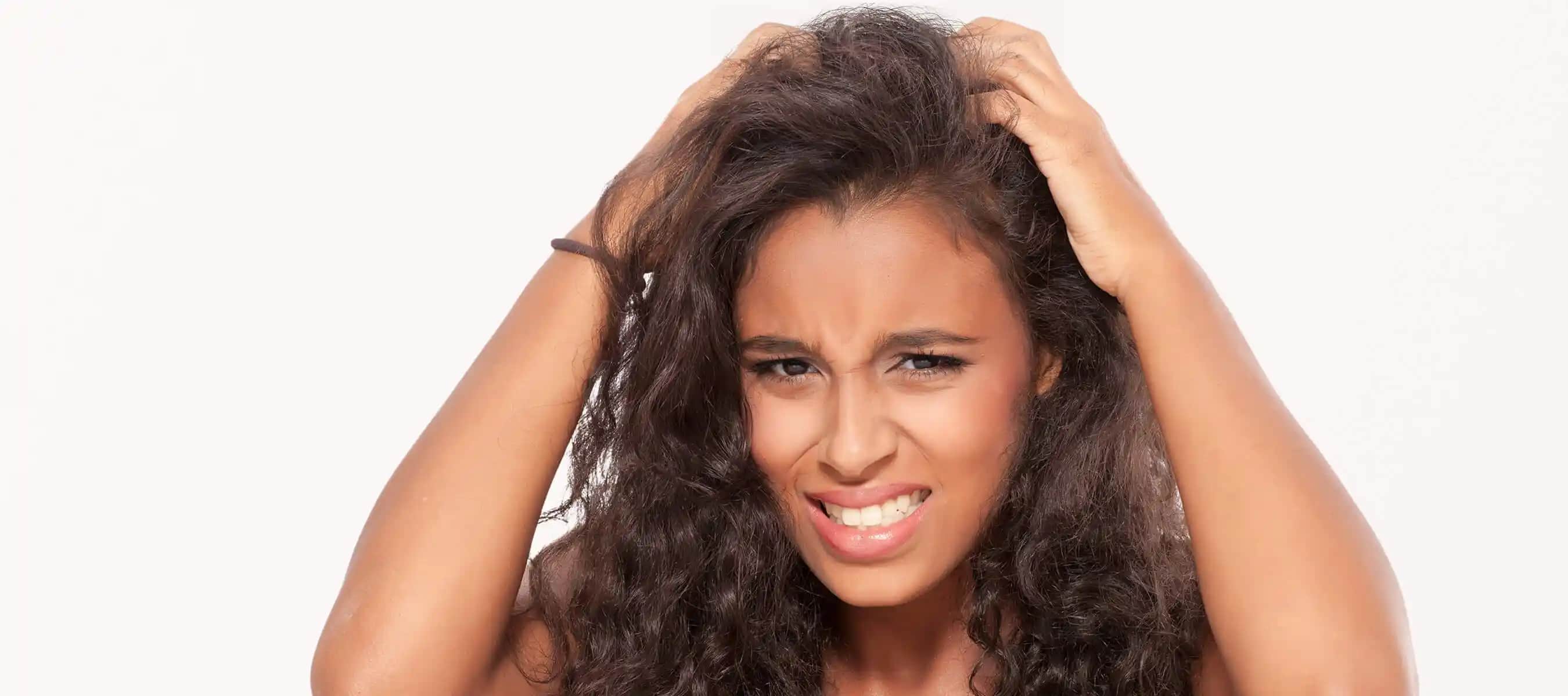 Saç Çıkarken Kaşıntı Nedenleri ve Sağlıklı Saç Bakımı İpuçları