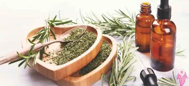 Saç Dökülmesini Önleyen Doğal Yağlar ve Saç Sağlığını Destekleyici Yöntemler