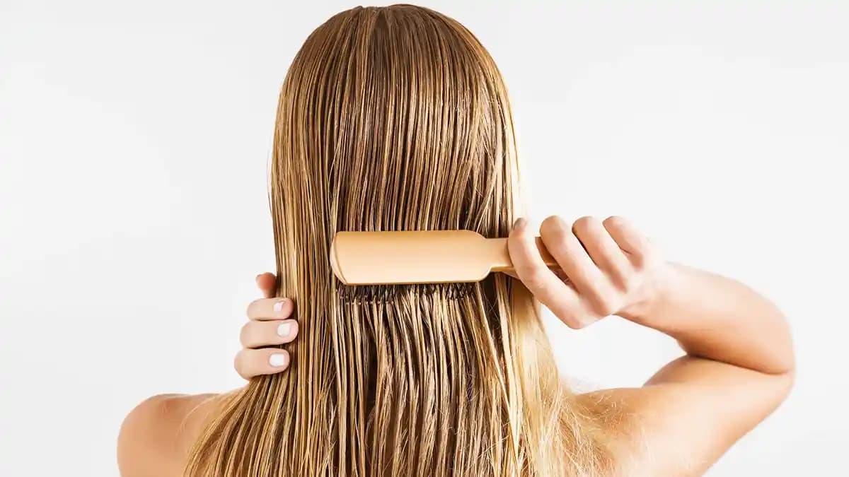 Saç Tarama Modelleri: Güncel Trendler ve Kişisel Tarzınıza Uygun Seçenekler