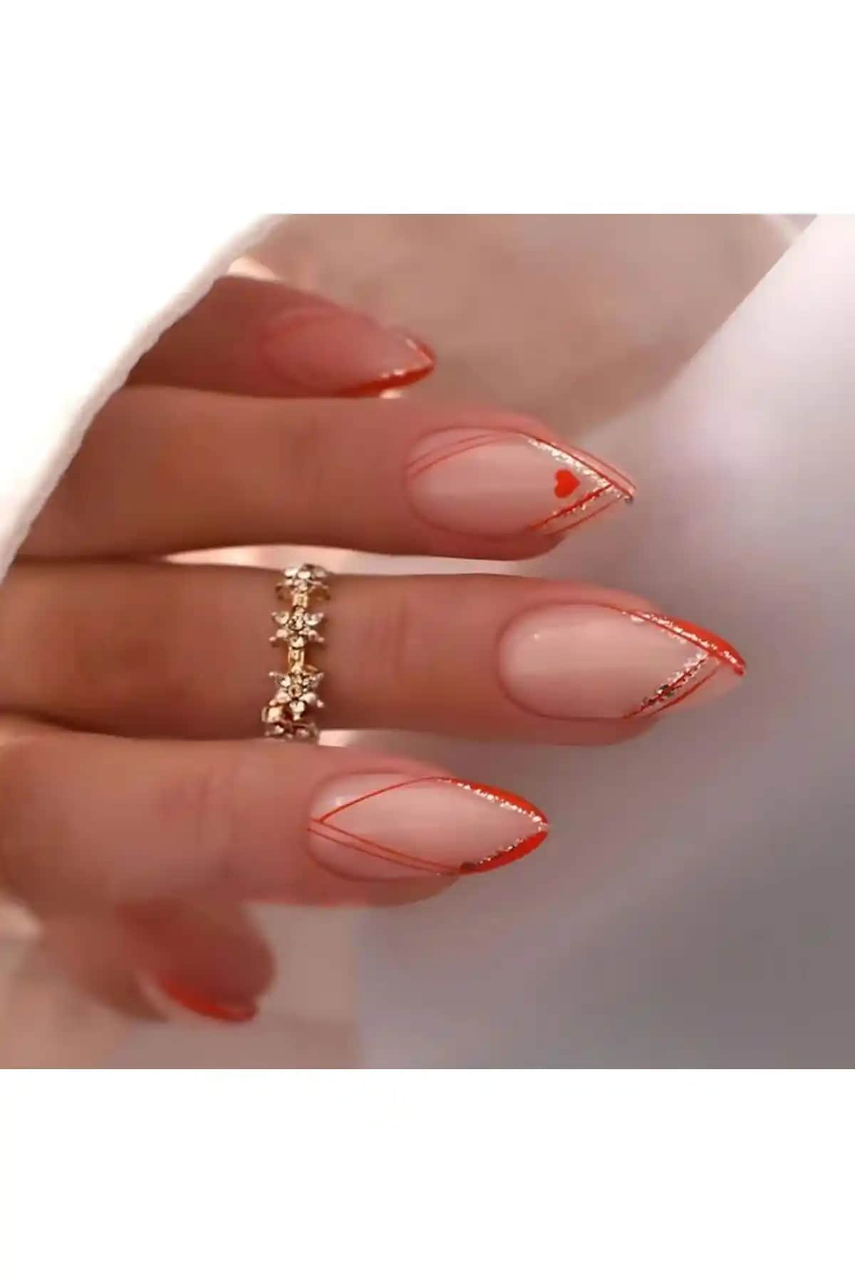 Turuncu Tırnak Modelleri ve Yaratıcı Tasarım Fikirleri Günlük ve Özel Günler İçin