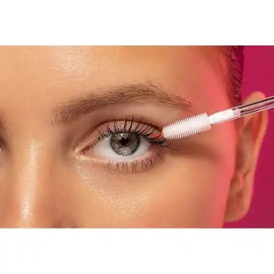 Wet n Wild Kirpik Serumu ile Doğal ve Güçlü Kirpiklere Ulaşmanın Yolları