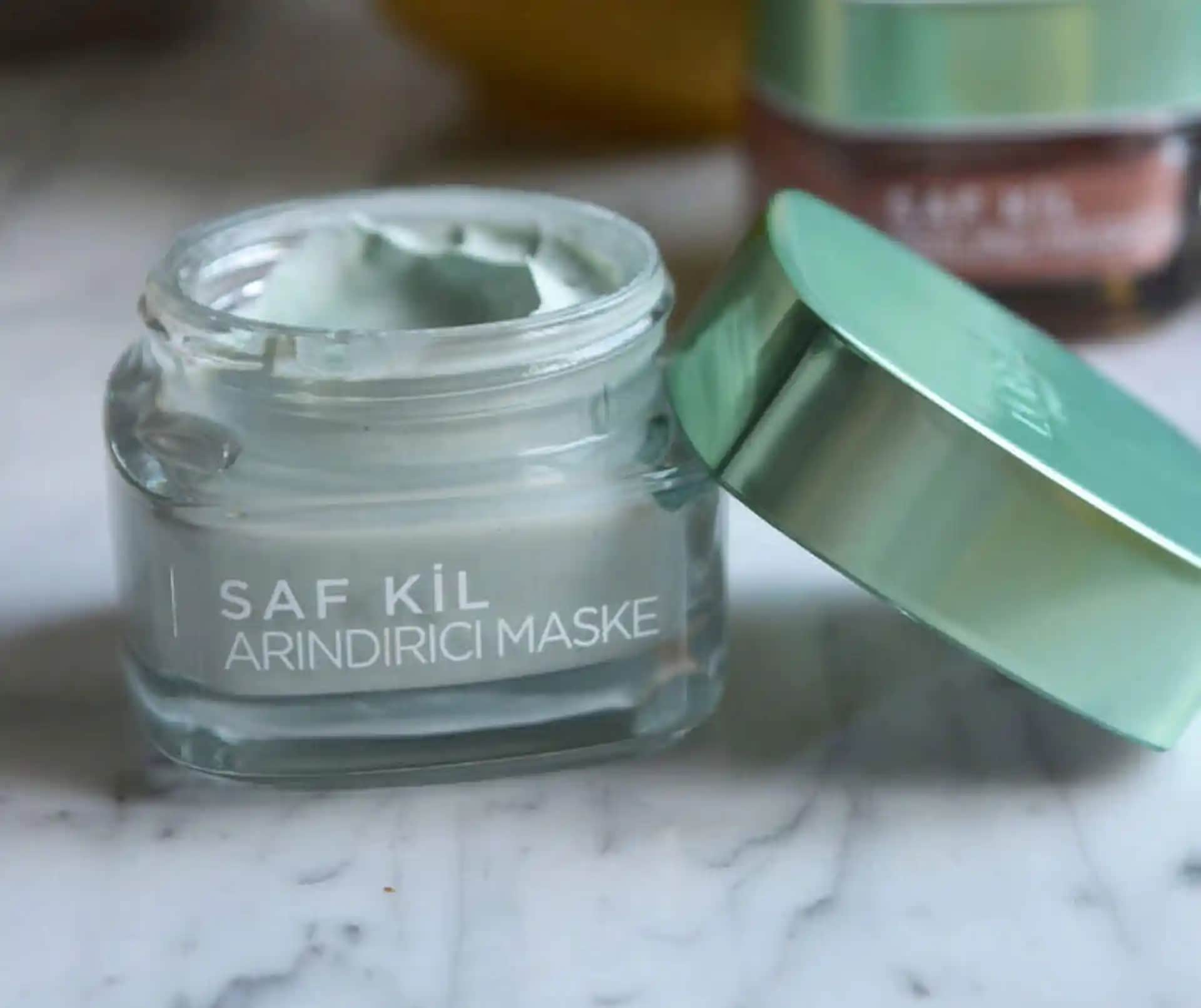 Yağlı Ciltler İçin En Etkili Kil Maskesi Önerileri ve Doğal Bakım Yöntemleri