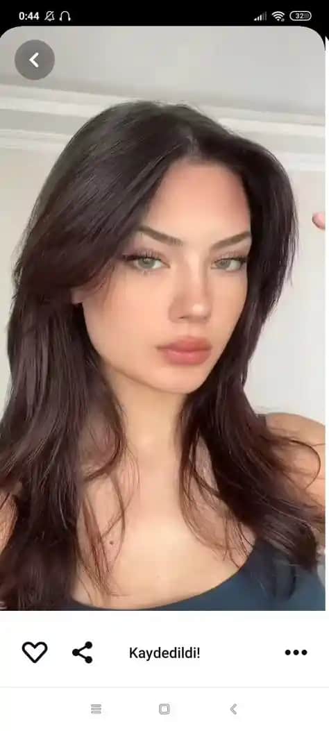 Yan Kesim Saç: Modern ve Şık Bir Tarzın Güncel Trendleri ve Bakım İpuçları