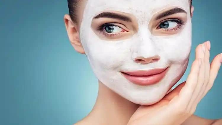 Yatmadan Önce Bebek Pudrası Kullanımı: Güvenlik ve Faydalar Üzerine Detaylı Rehber