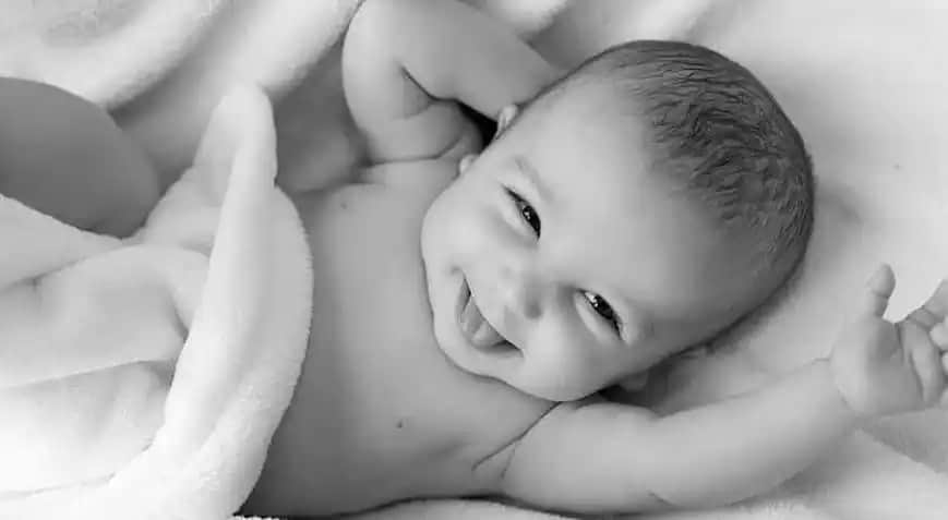 Yetişkinlerde Bebek Saçı: Sağlıklı ve Parlak Saçlara Ulaşmanın Yolları