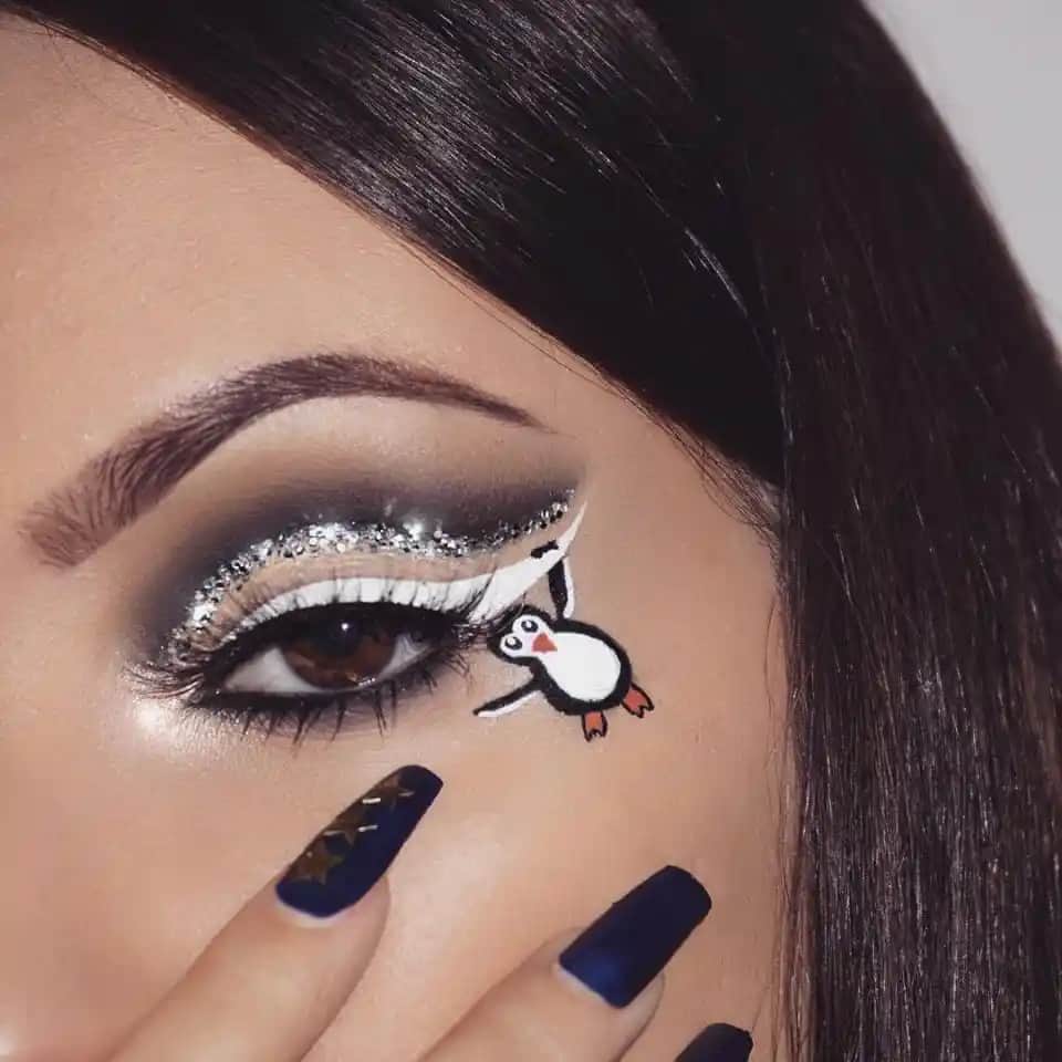 Yılbaşı Makajları: Parlaklık ve Şıklığın Anahtarı ile Göz Alıcı Gece Görünümü