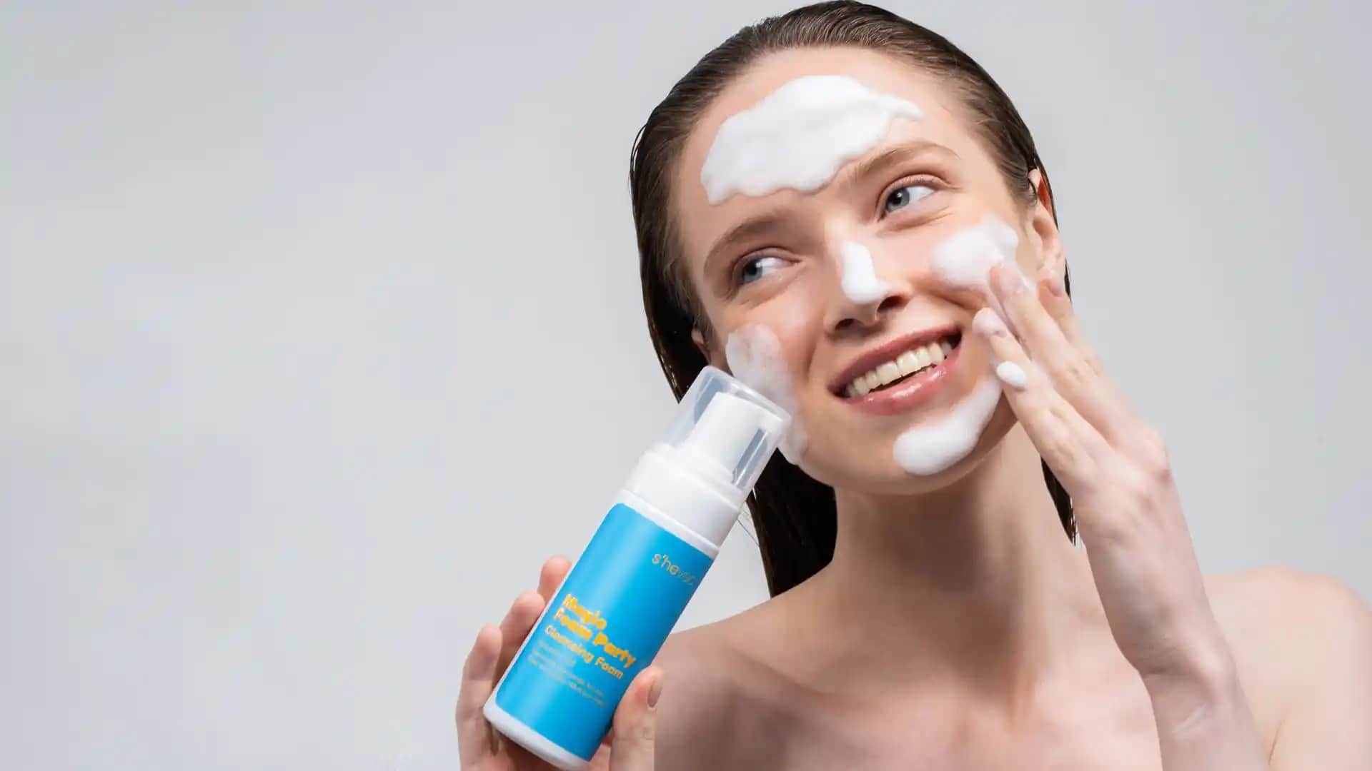 Yüz Yıkama Sıklığı ve Cilt Tipine Göre Doğru Bakım Yöntemleri