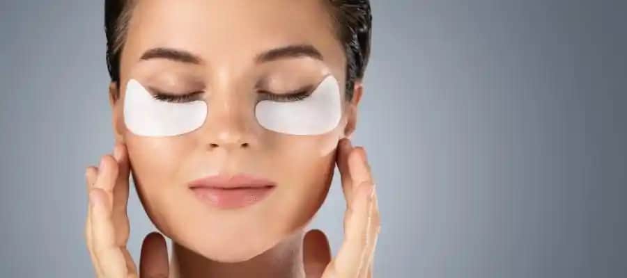 15 Yaşında Göz Altı Kırışıklıkları ve Gençlikte Cilt Sağlığını Koruma Yöntemleri