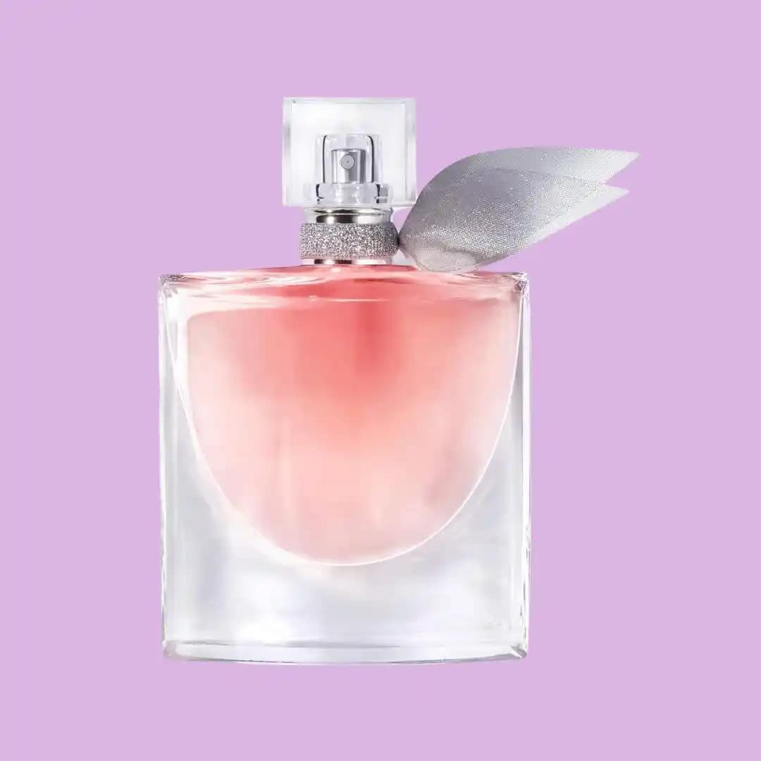 2025 Trendlerine Uygun En Çekici Kadın Parfümleri ve Seçim İpuçları