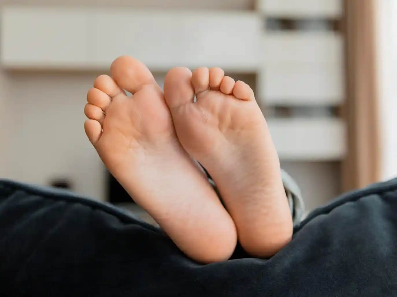 Ayak Terlemesi ve Koku Problemleri: Nedenleri, Belirtileri ve Çözüm Yolları