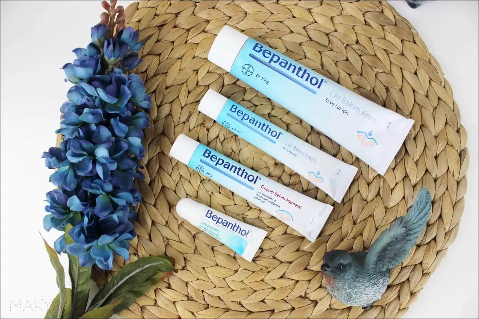 Bakım Kremleri ve Cilt Sağlığı Üzerindeki Etkileri: Doğru Seçim ve Kullanım İpuçları