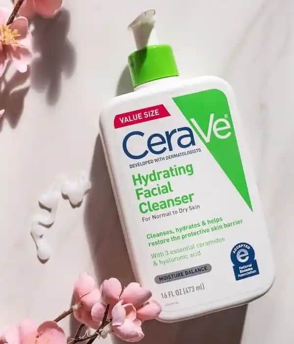 CeraVe Yüz Yıkama Jeli: Hassas ve Kuru Ciltler İçin Güvenilir Temizlik Çözümü