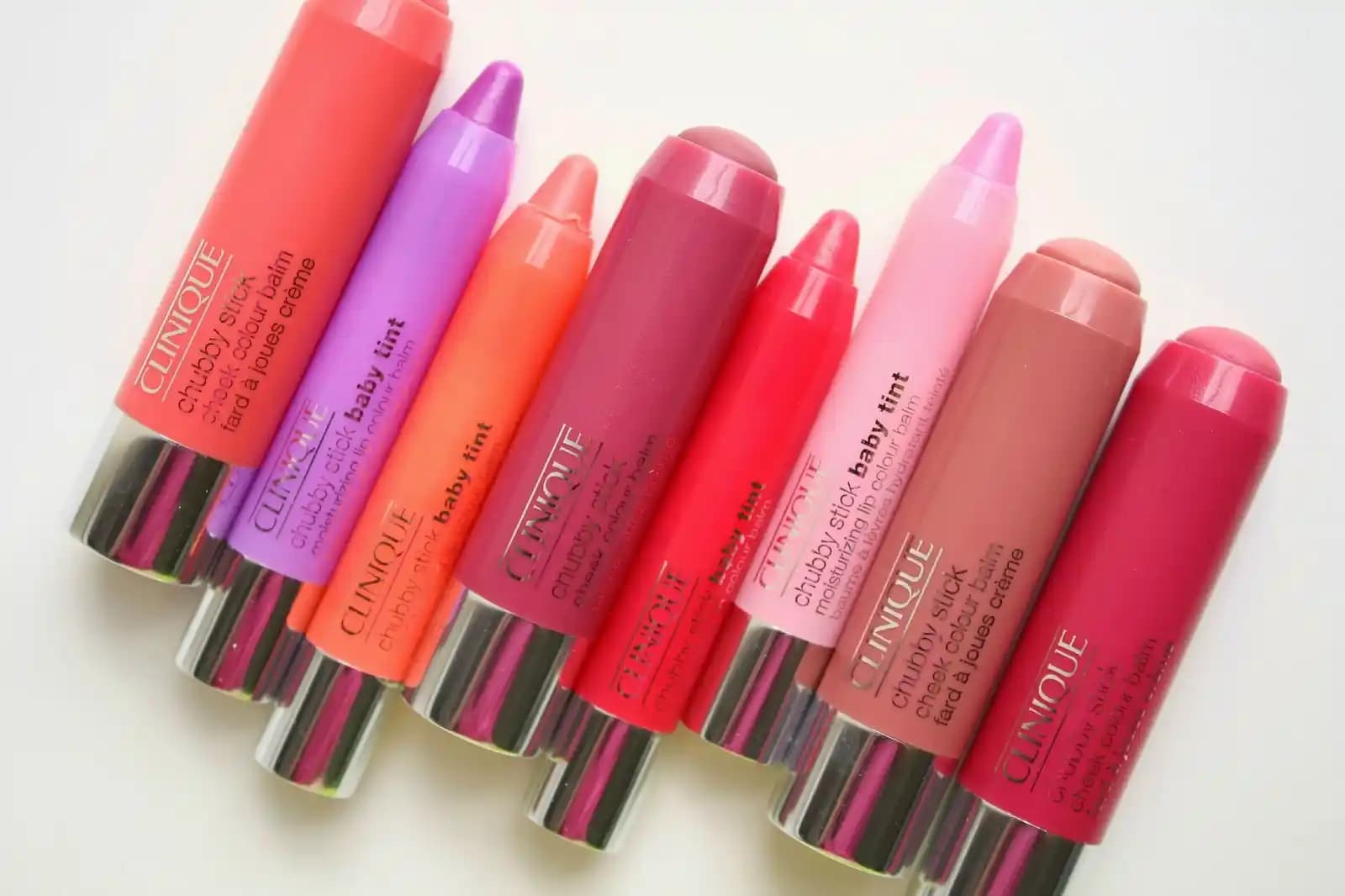 Chubby Stick Nedir? Dudaklara Renk ve Nem Katmanın Pratik Yolu