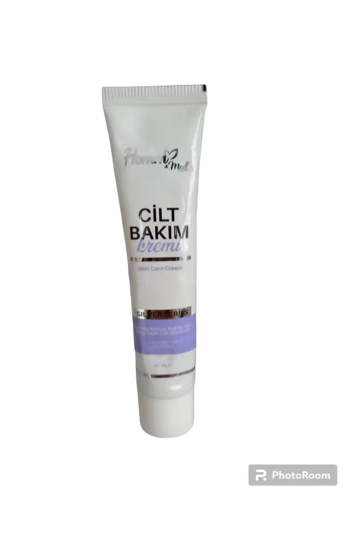 Cilt Bakım Kremi Seçimi ve Kullanımı: Sağlıklı ve Işıltılı Bir Cilt İçin Rehber